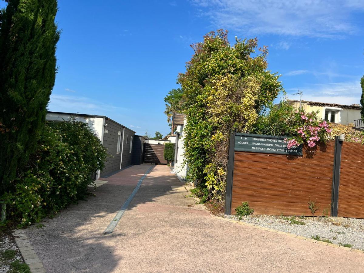 Mas La Farelle Gite, Fitness & Salle De Jeux Gratuite & Spa En Supplement Nîmes Eksteriør billede